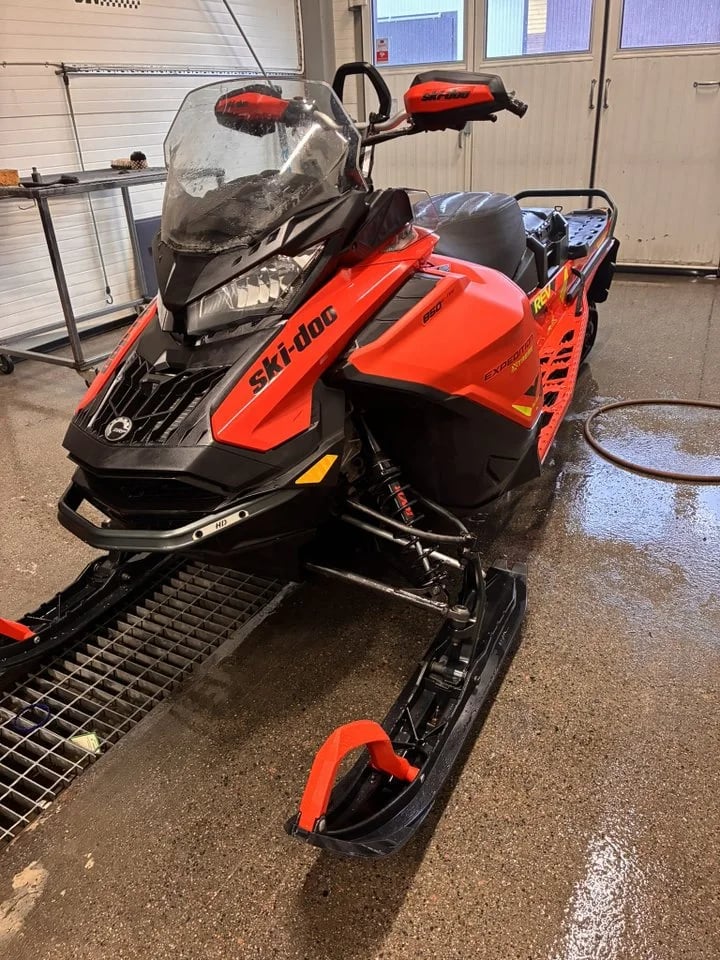 2020 Ski-Doo Expedition Xtreme 850 E-Tec 