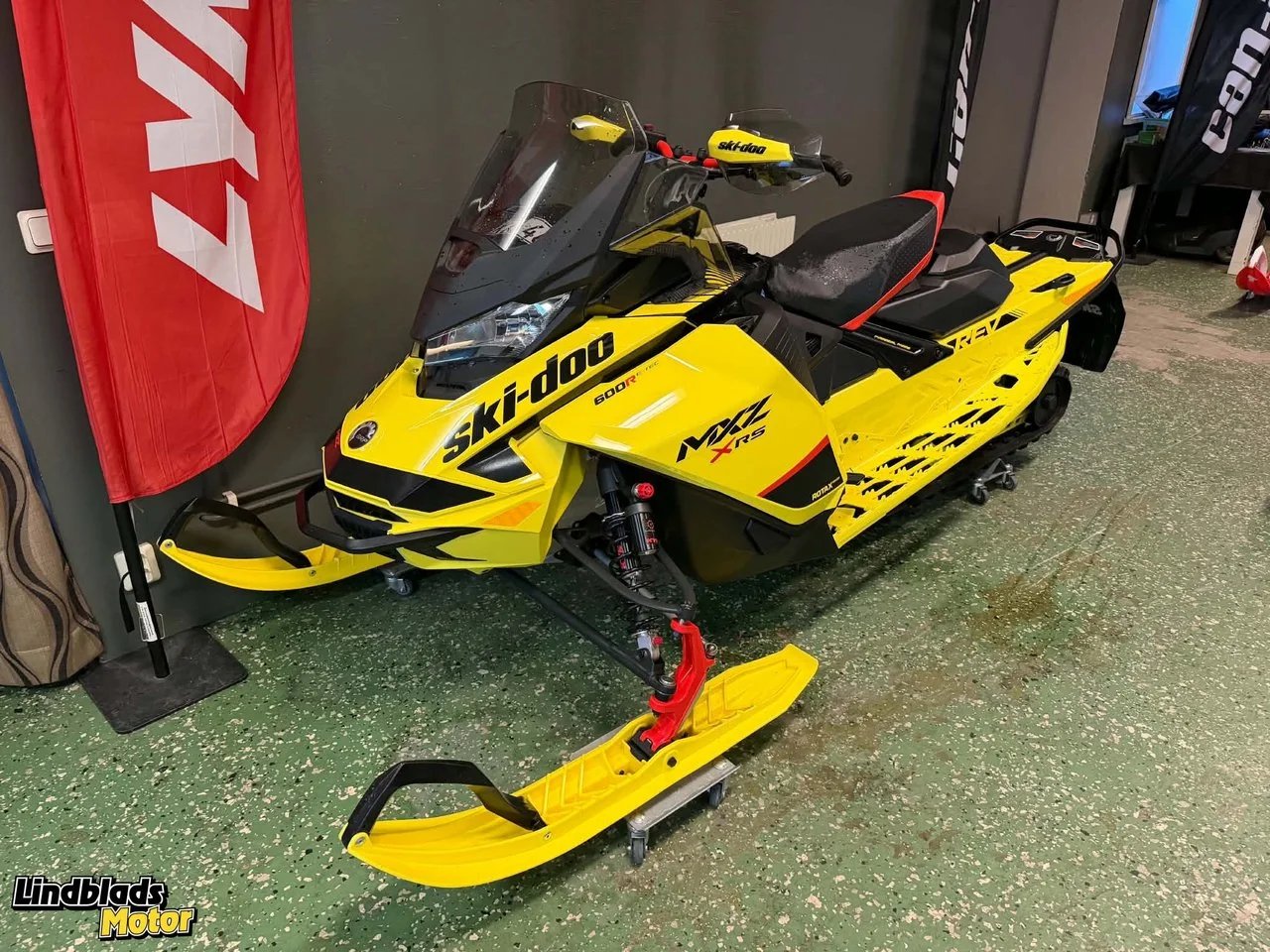 2020 Ski-Doo MXZ X-RS 600R E-Tec