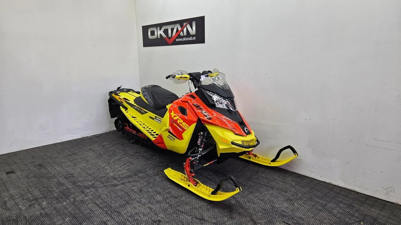 2015 Ski-Doo Renegade X-RS 800 E-Tec
