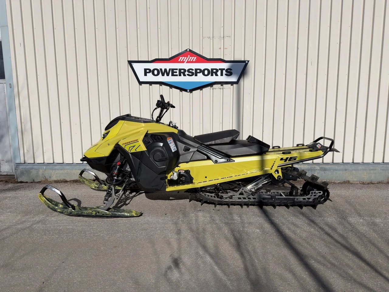 Ski-doo Freeride 146" 850 E-tec Moms!
