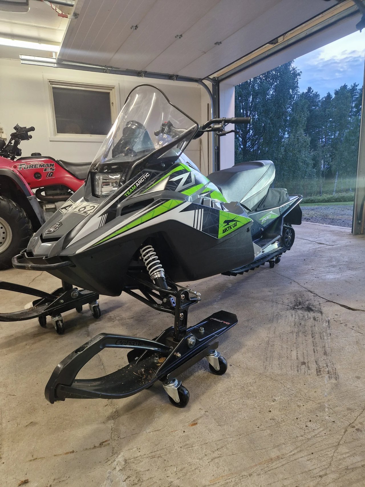 2022 Arctic Cat ZR 200