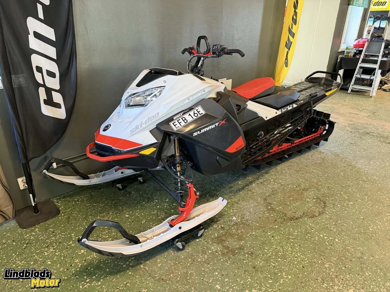 Ski-Doo Summit Summit X Expert 850 E-Tec 154