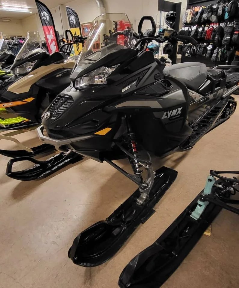 Lynx Xterrain Brutal 850 E-TEC