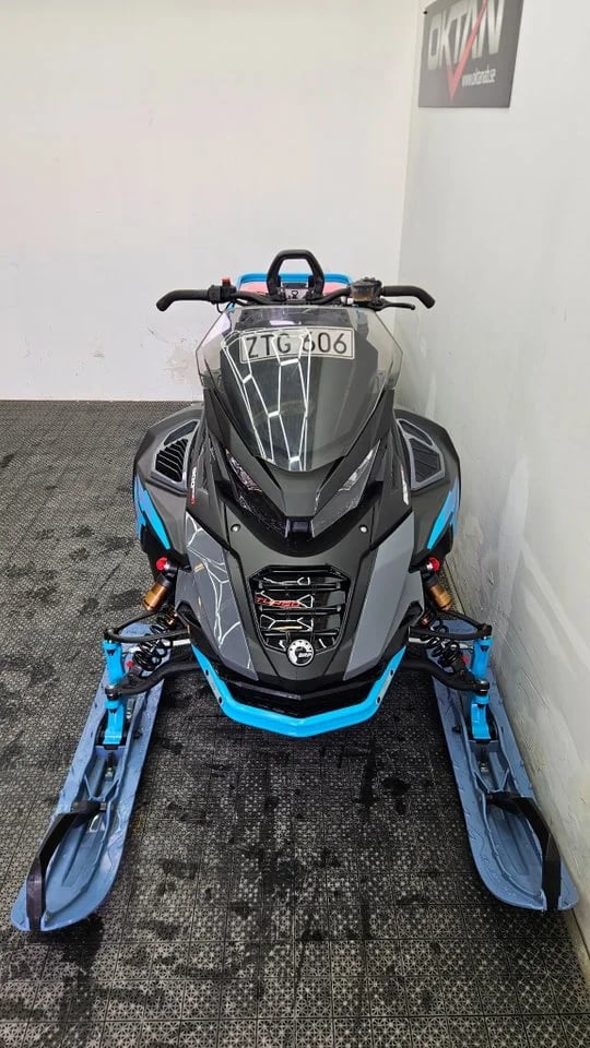 Lynx Commander RE 900 Ace Turbo R