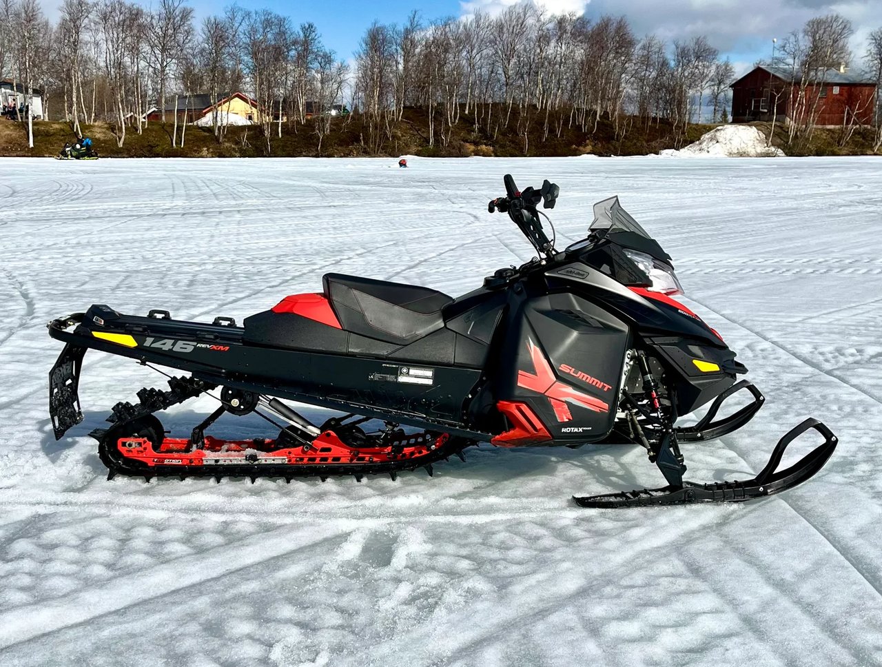 2014 Ski-Doo Summit X 800 E-Tec 146