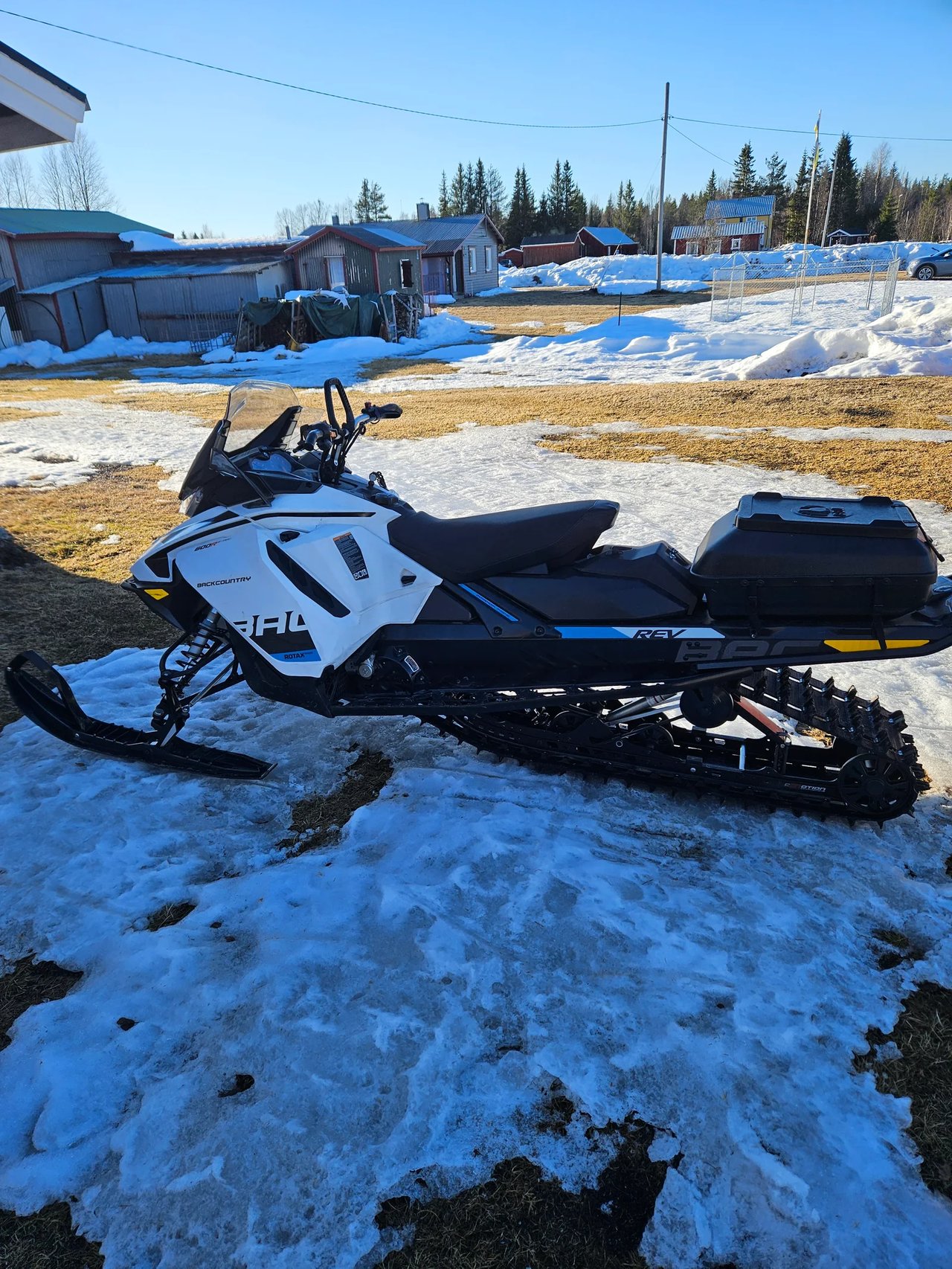 2019 Ski-Doo RENEGADE BACKCOUNTRY 600R E-TEC