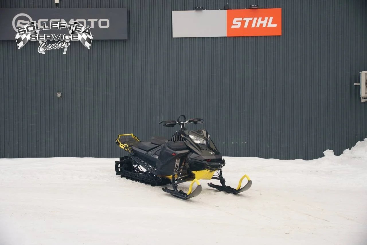Ski-Doo Summit SUMMIT X EXPERT 850 E-TEC TURBO