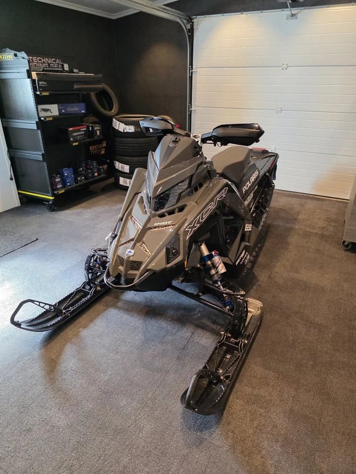 2024 Polaris 650 Indy XCR 136