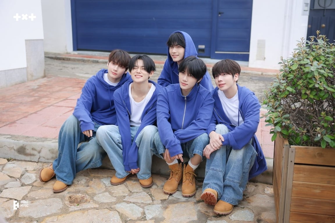 TXT 'Love Language' MV Photo Sketch / TXT Weverse
