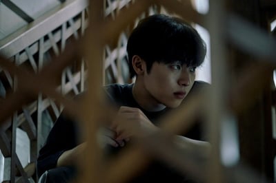 Choi Hyun-wook Takes On Darker Turn in Netflix's 'The Boy in the Back Row'