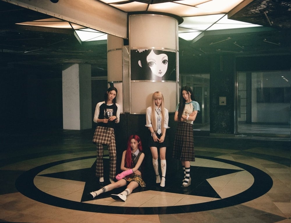 ILLIT 5th Mini-Album 'BURNING' ver. Concept Photo / BELIFT LAB (HYBE)