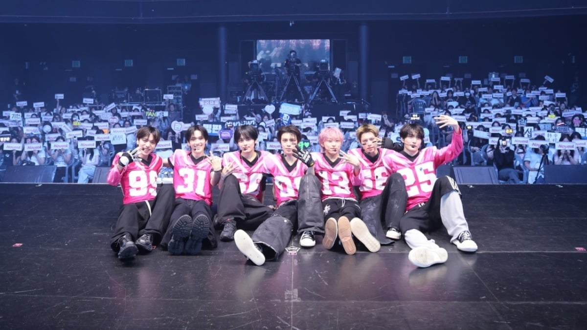 NouerA Wraps Up Comeback Showcase for Fourth Mini Album