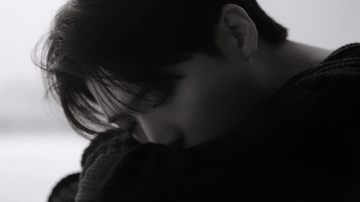 Nam Woo Hyun Unleashes His Dark Side in 'DEVIL' MV Teaser