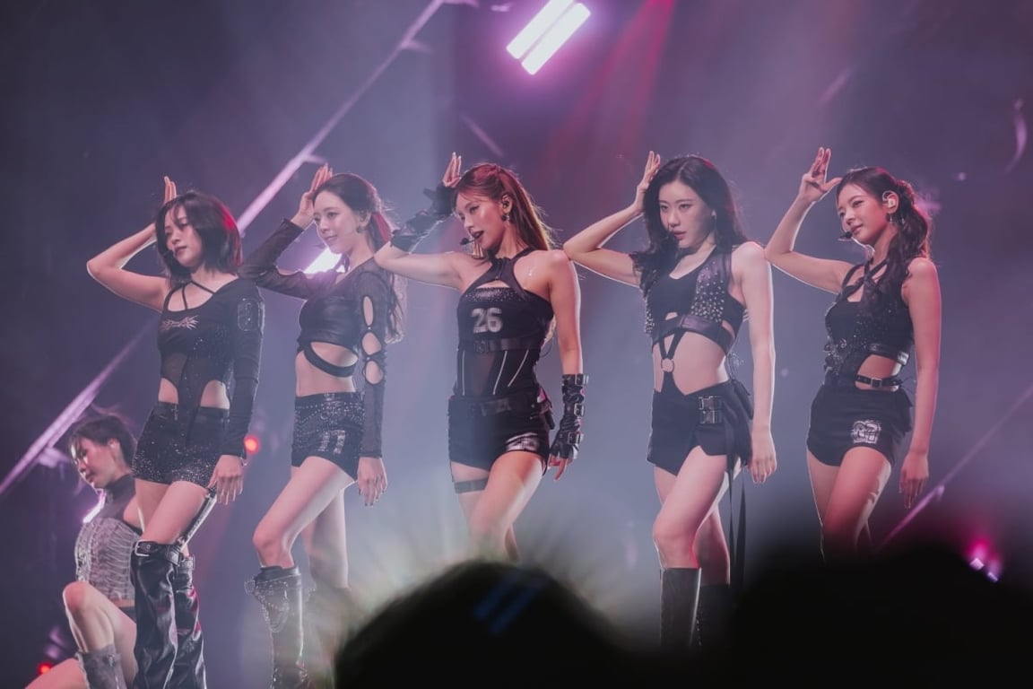 ITZY 'TUNNEL VISION' Tour in Singapore / JYPE, livenationsg and @zomgitsashok