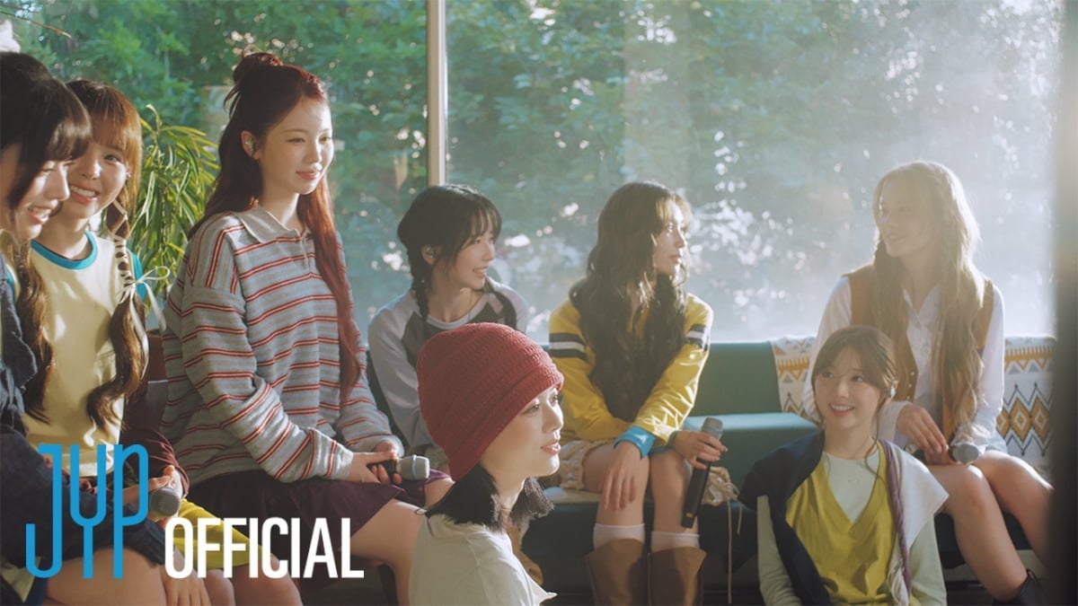 NiziU 1st Korean EP 'Sour Grapes' 'Into The Dawn' Live Clip Teaser / JYP Entertainment