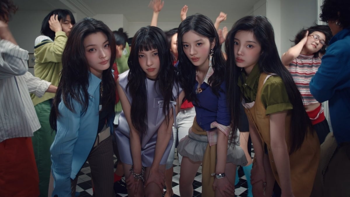 ILLIT Is Getting a Little Irritated in First "BREAK EVEN" Song Previews