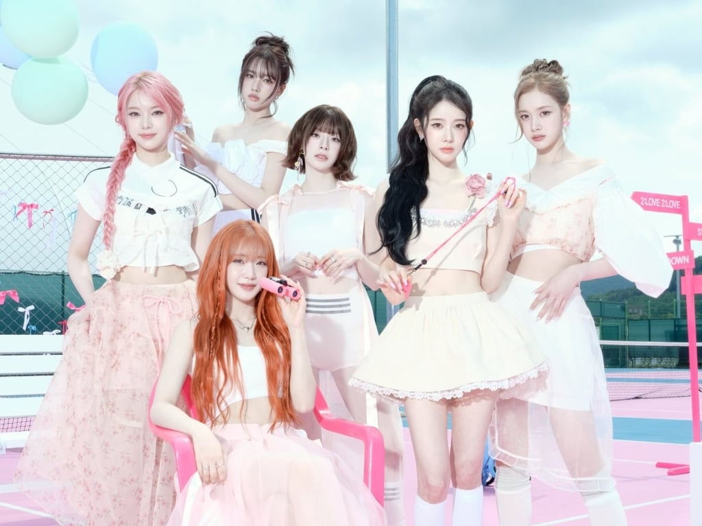 Concept photos for STAYC's sixth single album "2:LOVE" / High Up Entertainment