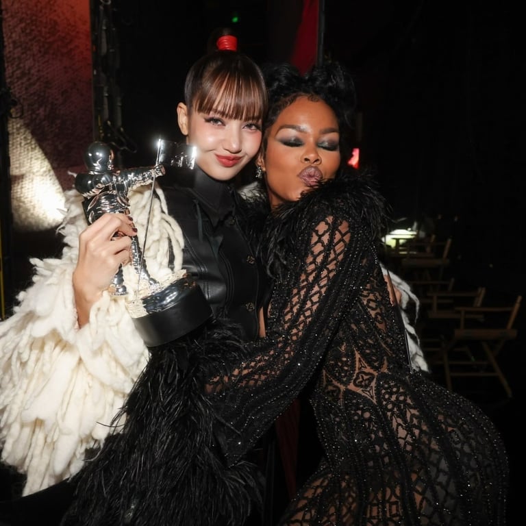 BLACKPINK's Lisa and Teyana Taylor at the 2026 MTV VMAs / @MTV on Instagram