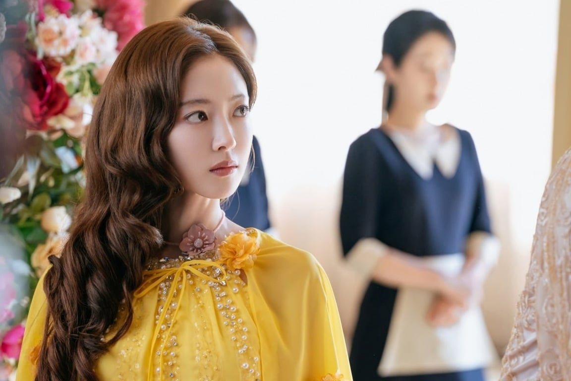 Lee Se-young Plays Ambitious Rasta in Disney+'s 'The Remarried Empress'