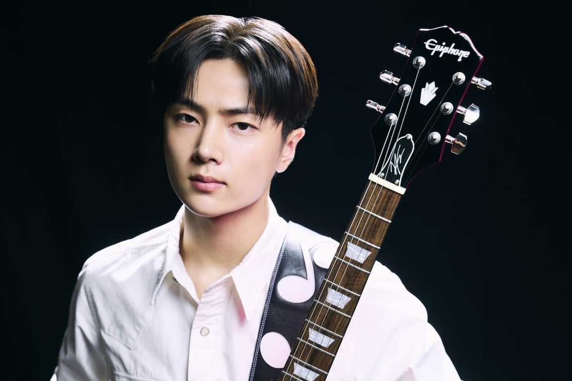 ENHYPEN's Jay Gets His Own Signature Guitar