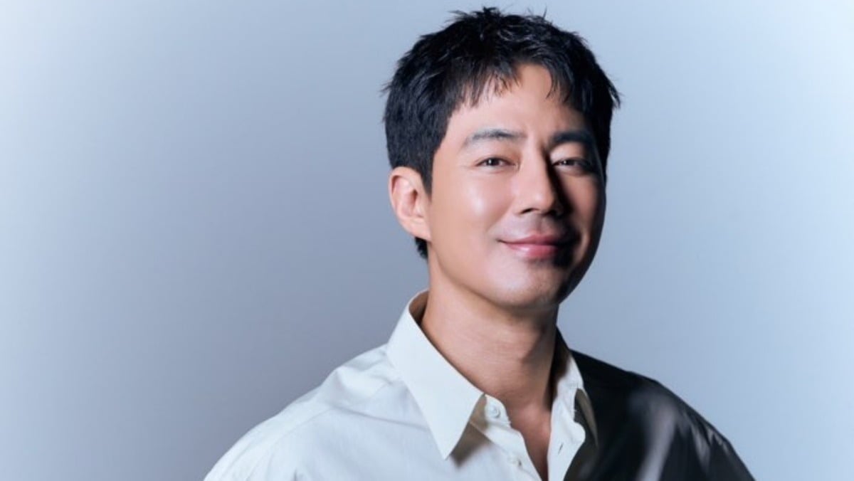 Jo In-sung Turns Restrained in Lee Chang-dong's Venice-Winning 'Possible Love'