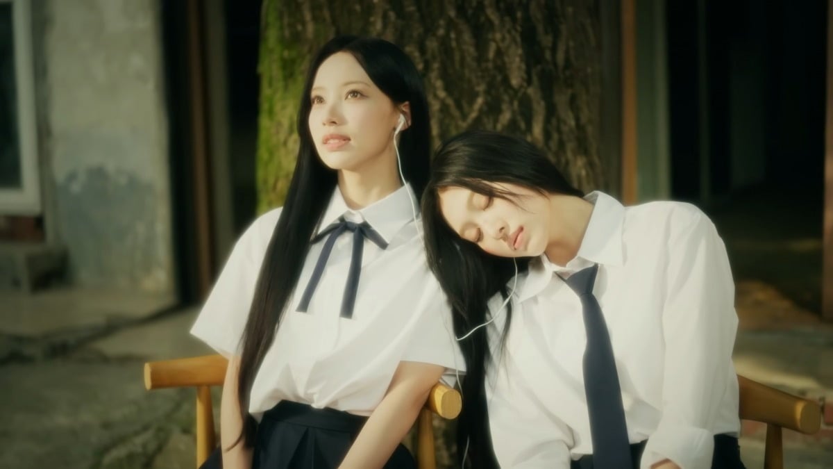 RESCENE's Woni and Minami in Taeyeon's "Bansanka" music video teaser / SHGold Networks