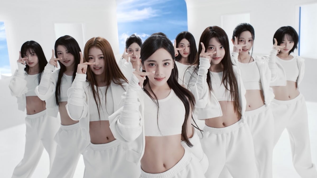 Choreographer J.Black Reveals Role in A2O LITE's Debut Song 'NEON'