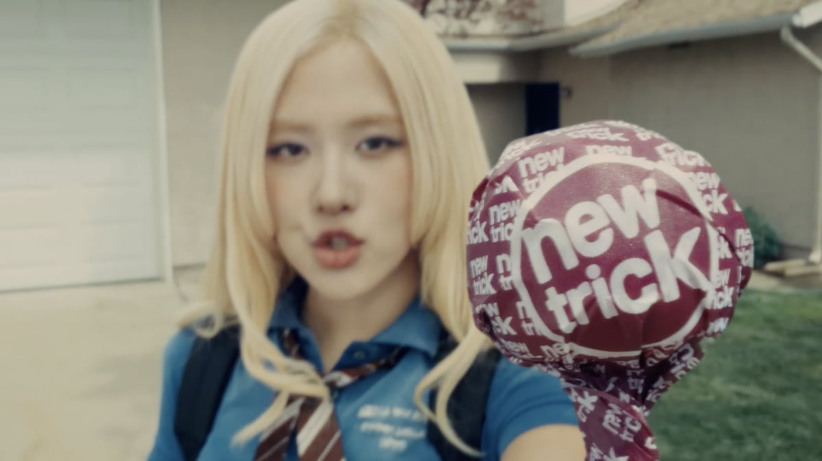 /ROSÉ "new trick" MV