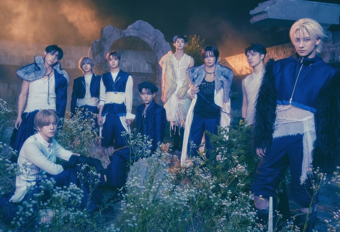&TEAM 'Mark on Me' Concept Photo CRAVE YOU / HYBE LABELS