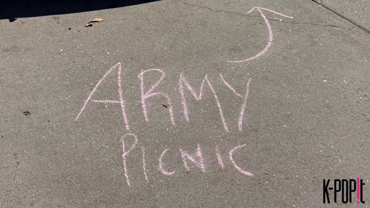 [BOSTON] ARMY Builds Its Own BTS Experiences Ahead of Gillette Stadium Shows