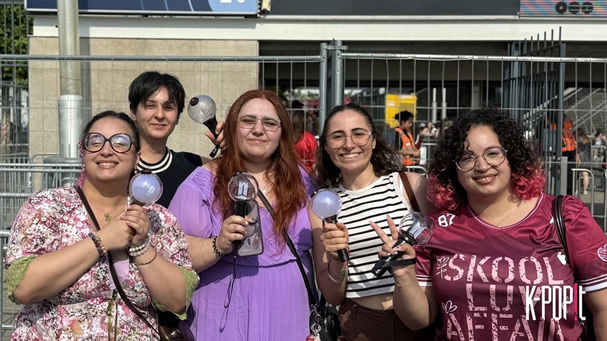 [with ARMY ⑩] BTS's 10-Year Veterans in Paris: "Back Then, It Was a Secret"
