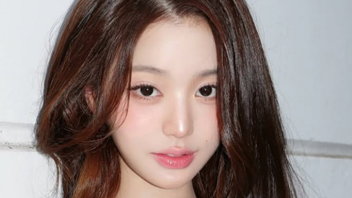 IVE's Jang Won-young Hints at Dior Deal After Years With Miu Miu