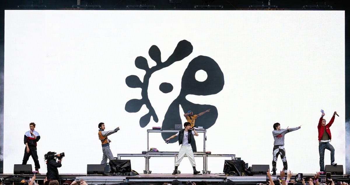 CORTIS Draws 50,000 at Lollapalooza, Joined by Juicy J