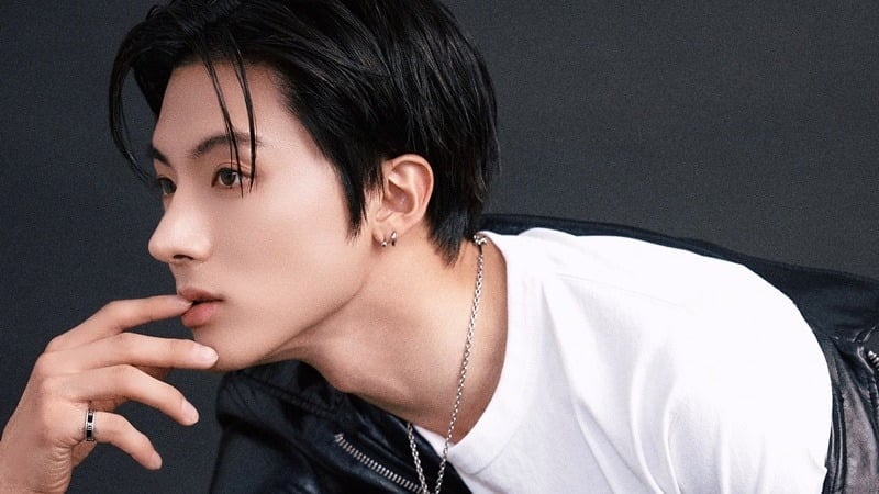 THE BOYZ's Eric Signs With GRID Entertainment for Individual Activities