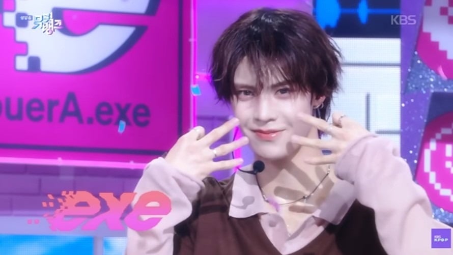 NouerA Marks First Week of Comeback With Music Shows and Busking