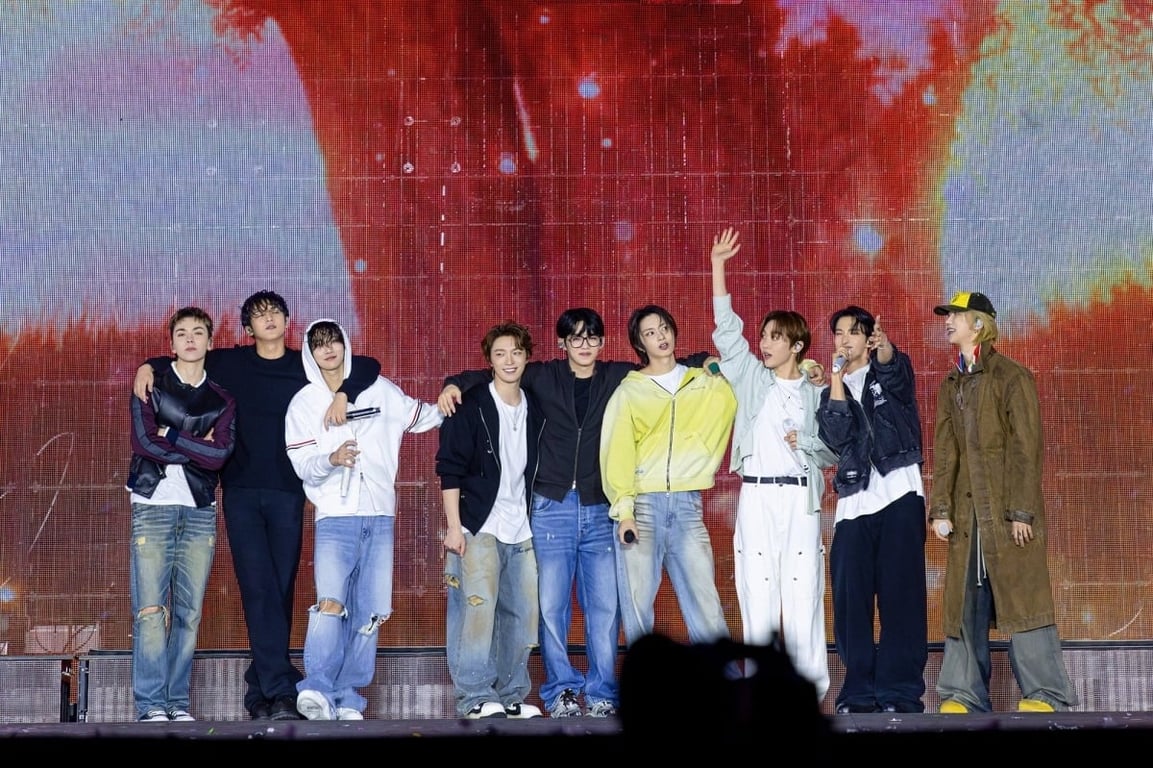 SEVENTEEN / PLEDIS Entertainment