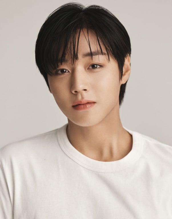 Park Ji-hoon on 'The Legend of Kitchen Soldier' and Avoiding the 'Box Office Star' Trap