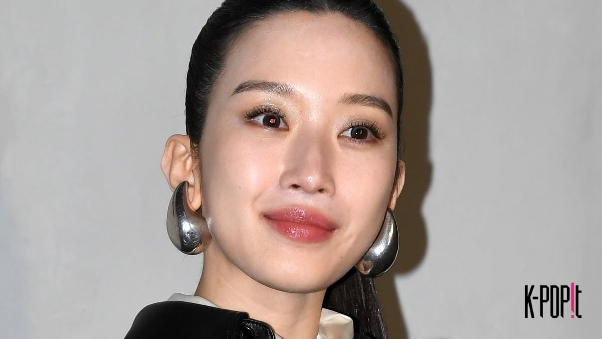 Moon Ga-young to Host Golden Disc Awards for Third Straight Year