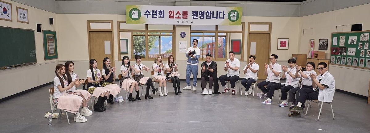 The four girl groups featured on JTBC's "Knowing Bros" / JTBC
