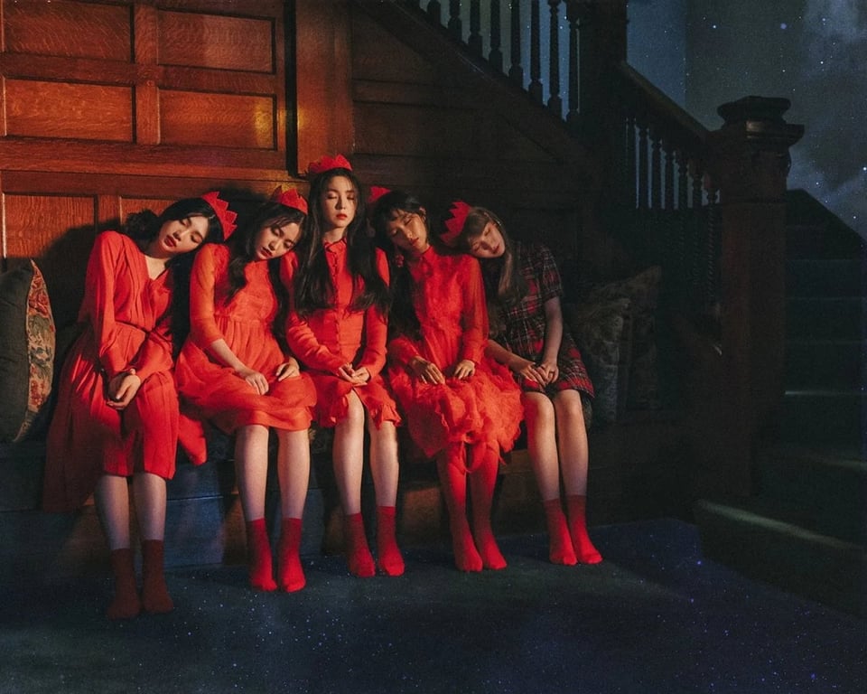 Red Velvet 'Peek-A-Boo' / SM Entertainment