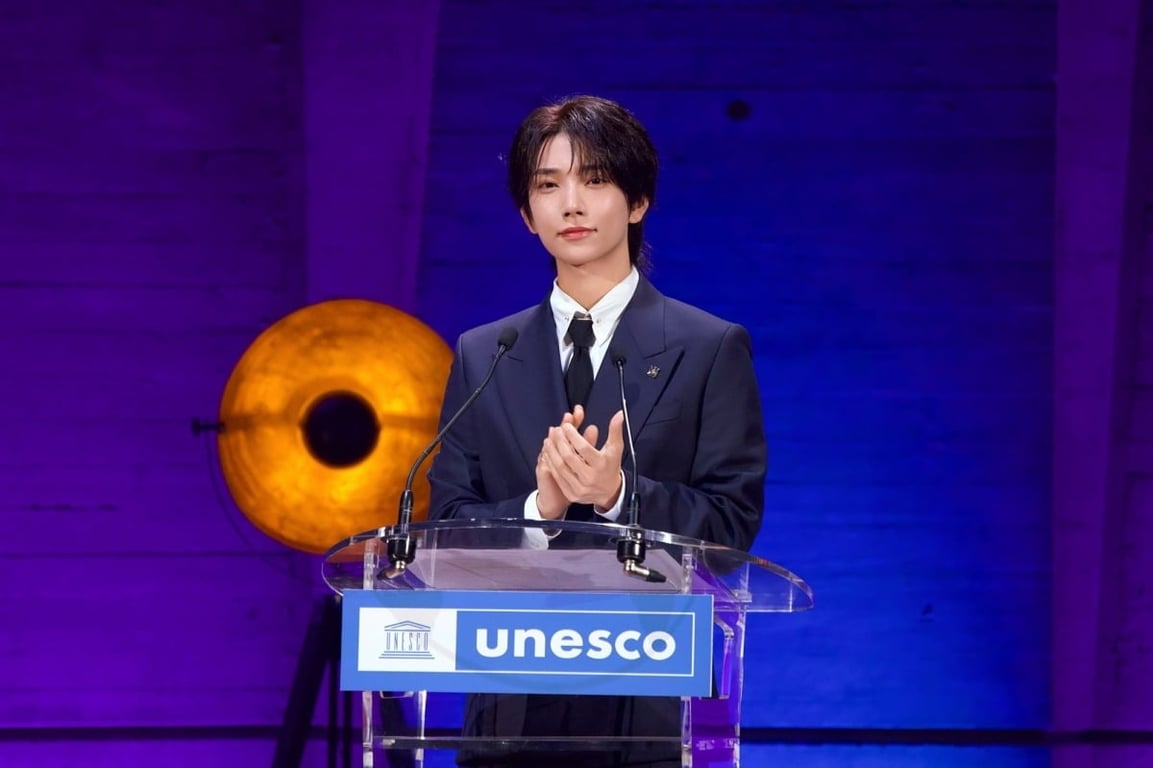 SEVENTEEN's Joshua speaks at a UNESCO event in Paris / PLEDIS Entertainment