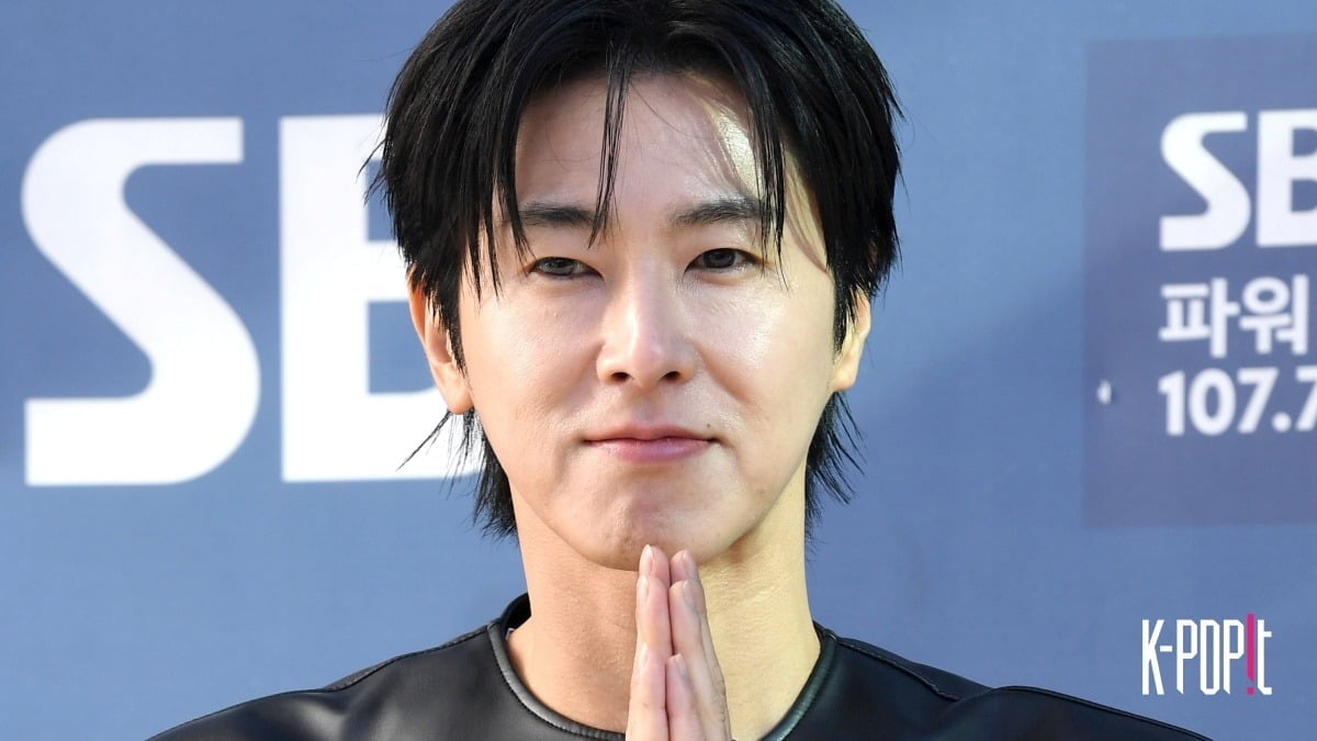 TVXQ's Yunho / K-POPIT