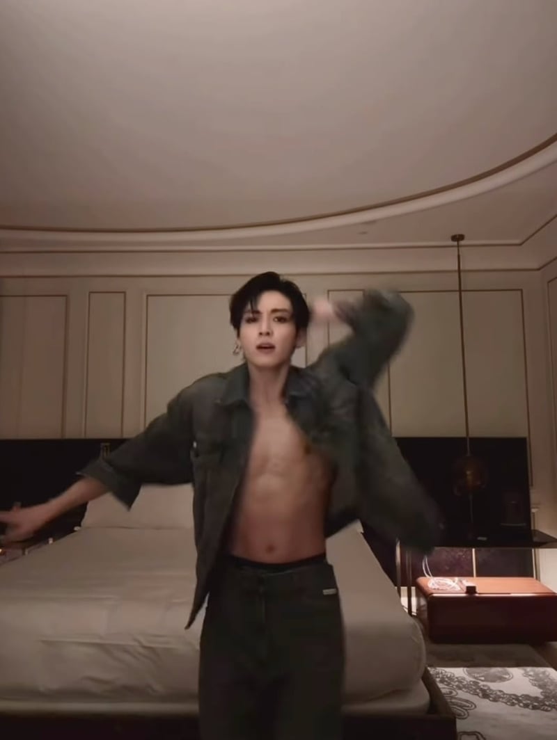 /Group BTS Jungkook SNS