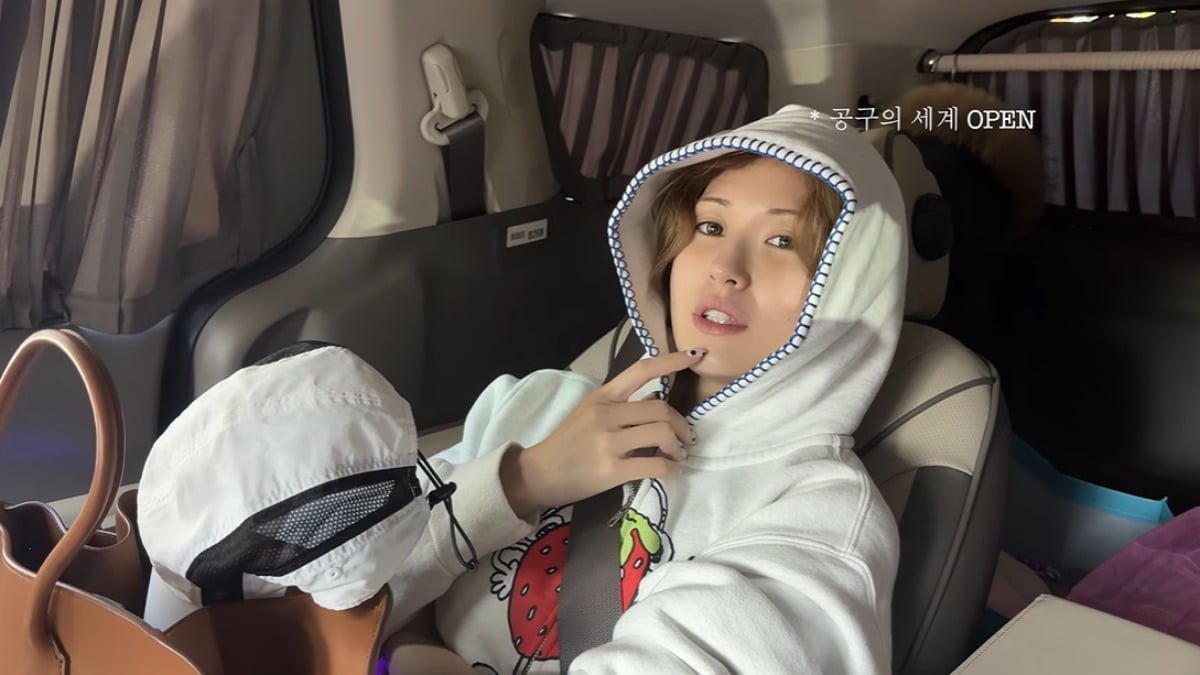 JEON SOMI Shares Group-Buying Story in New September Vlog