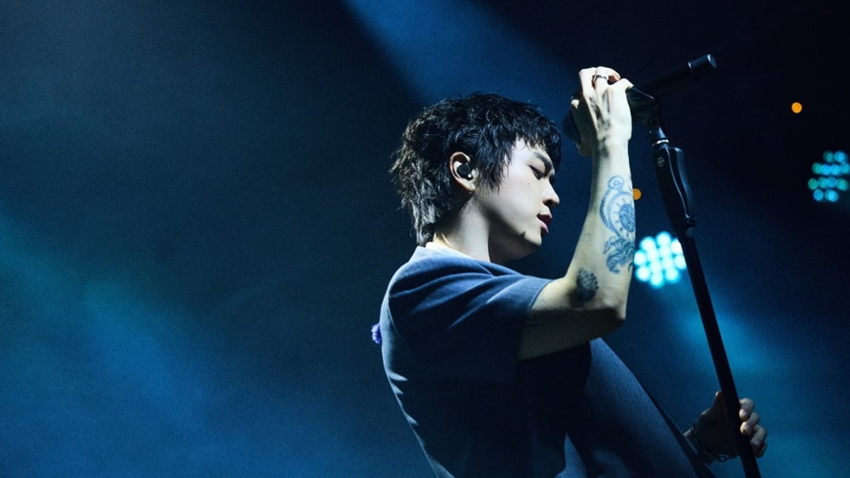 JUNNY Wraps First Seoul Solo Show, Debuts 'Heaven Can Wait' Live