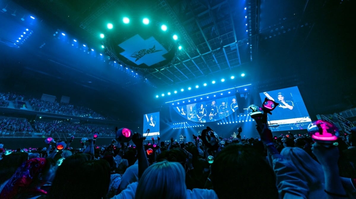 Xdinary Heroes performs during its summer special concert "The Xcape" / JYP Entertainment