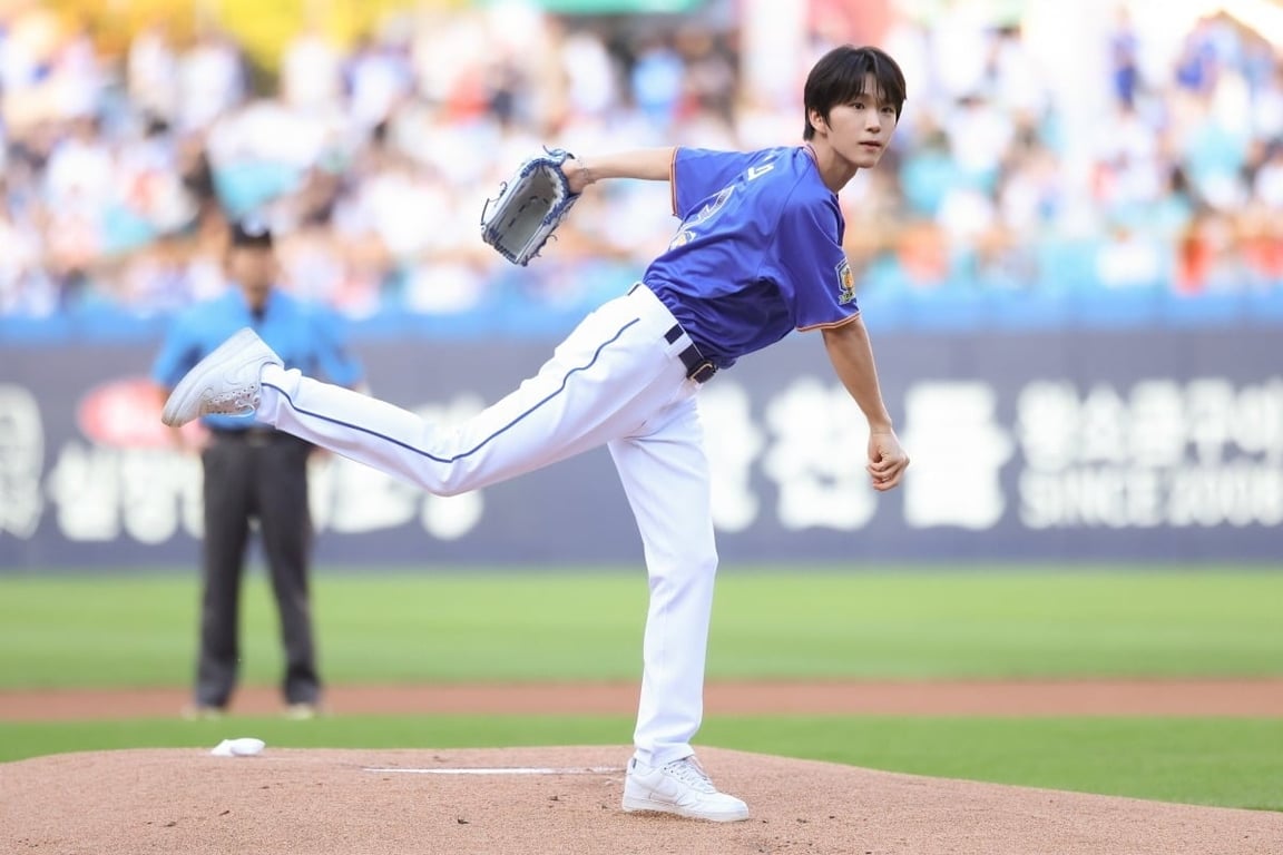 NCT WISH's Jaehee Throws Ceremonial First Pitch at Samsung Lions Game