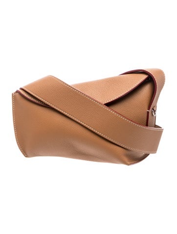 Leather T-Bar