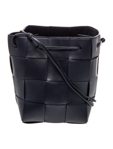 Bottega Veneta Intrecciato Cassette Bucket Small