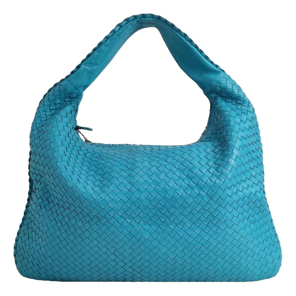 Veneta leather bag